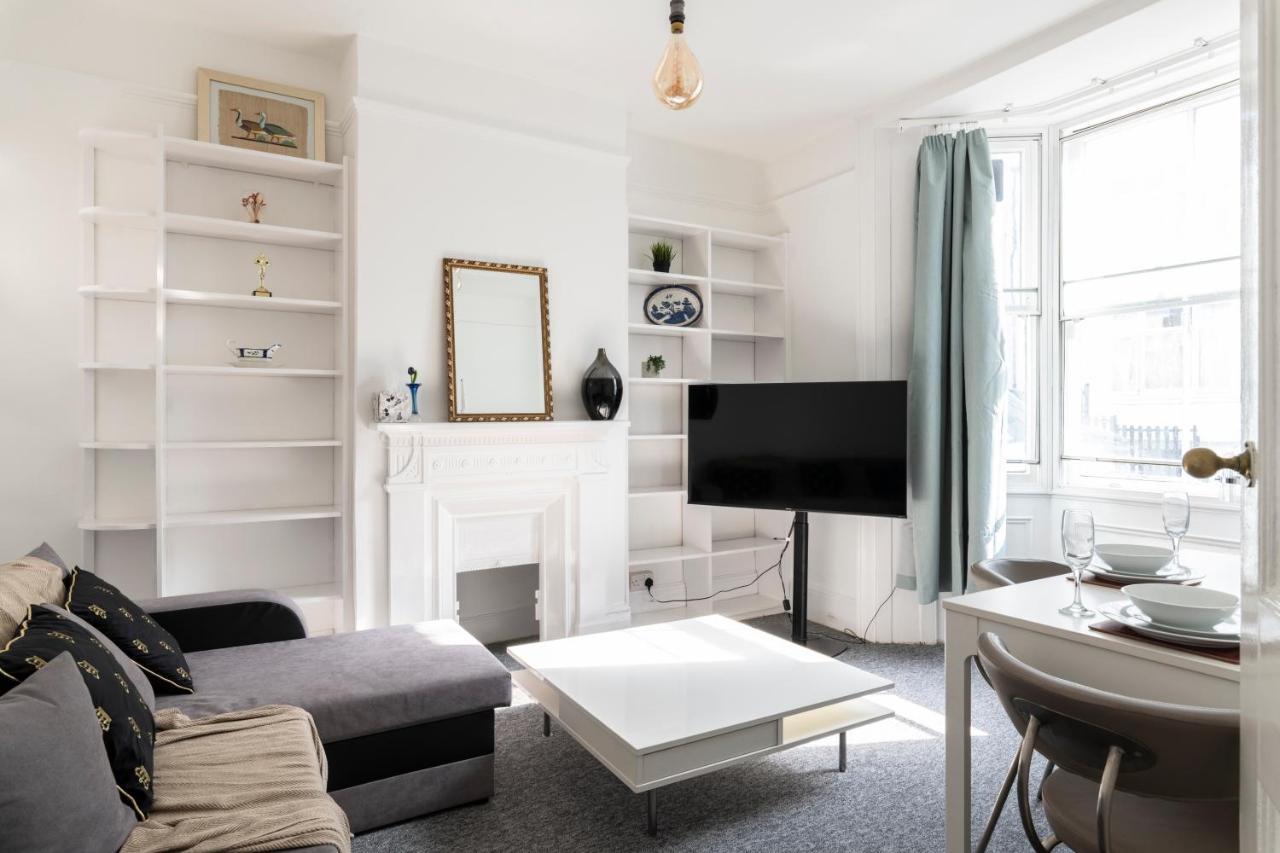 Quality Stay Rooms Hove Exterior foto